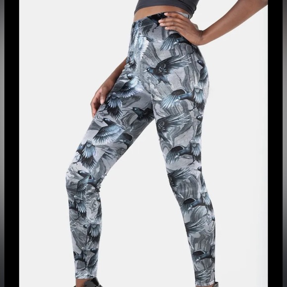 BLACK MILK RAVENOUS HIGH WAISTED VELVET LEGGINGS - LIMITEDđź–¤ - Picture 14 of 14